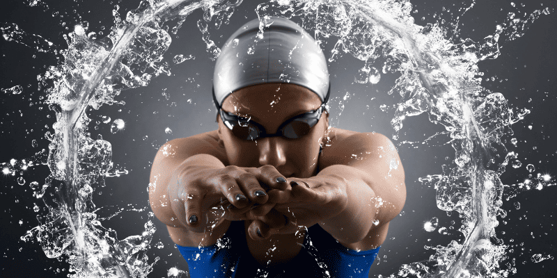 なぜ速いスイマーは水面を滑るように泳げるのか？科学で解き明かす『浮く』技術の秘密